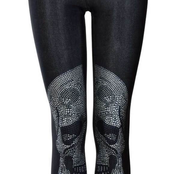 Scull Leggings by Zara Terez  ZT Performance - Picture 14 of 14
